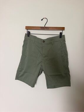 Kenneth Cole Olive Green Flat Front Shorts